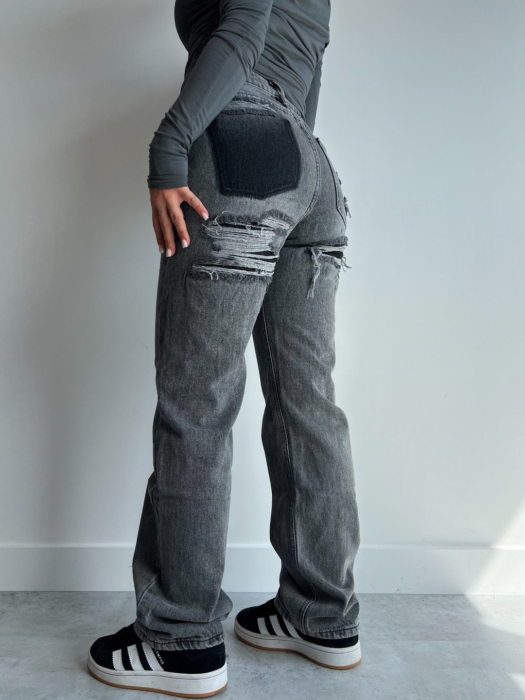 Sara™ - Jeans Dritti in Denim Premium